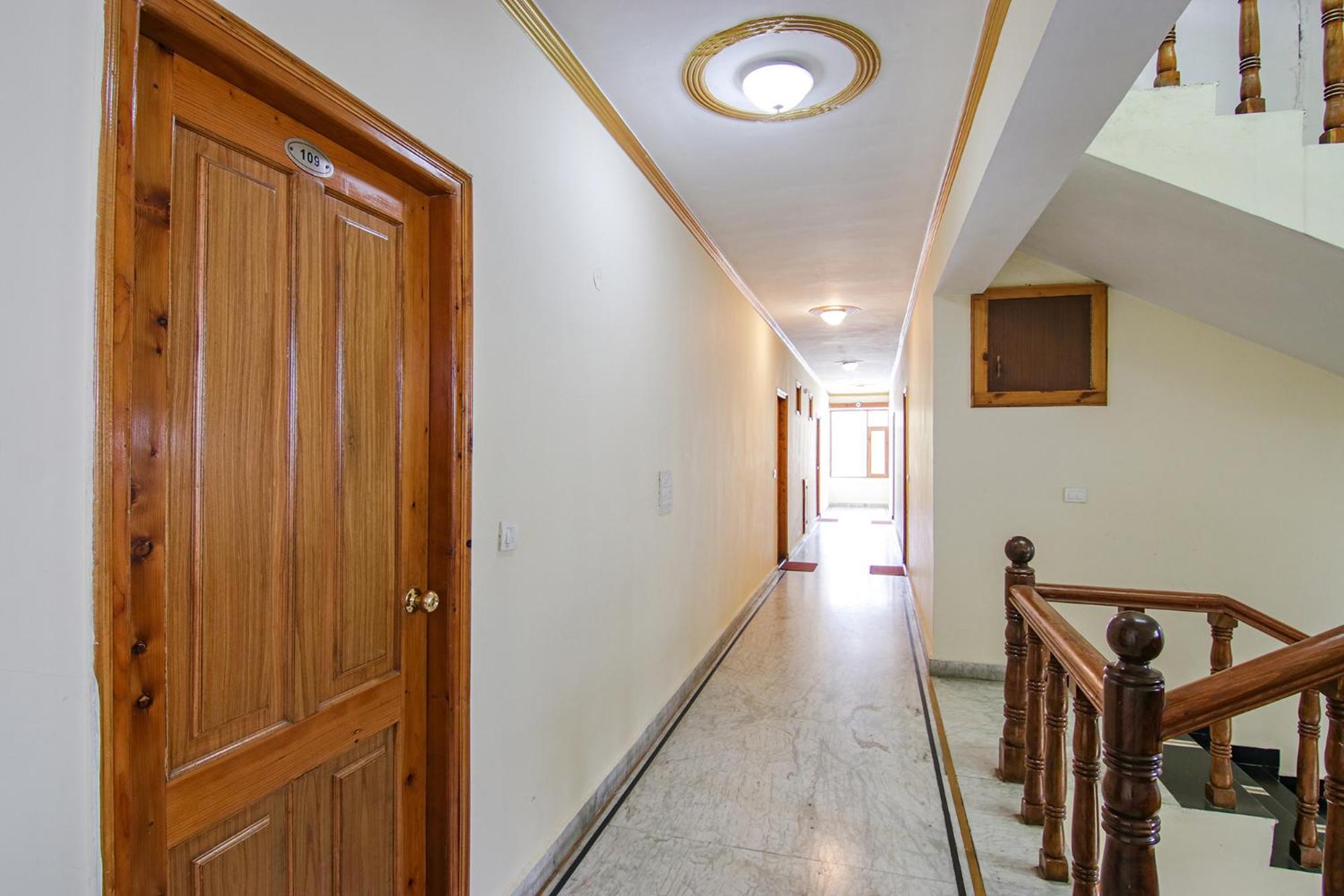 Fabhotel Prini Inn Манали Экстерьер фото